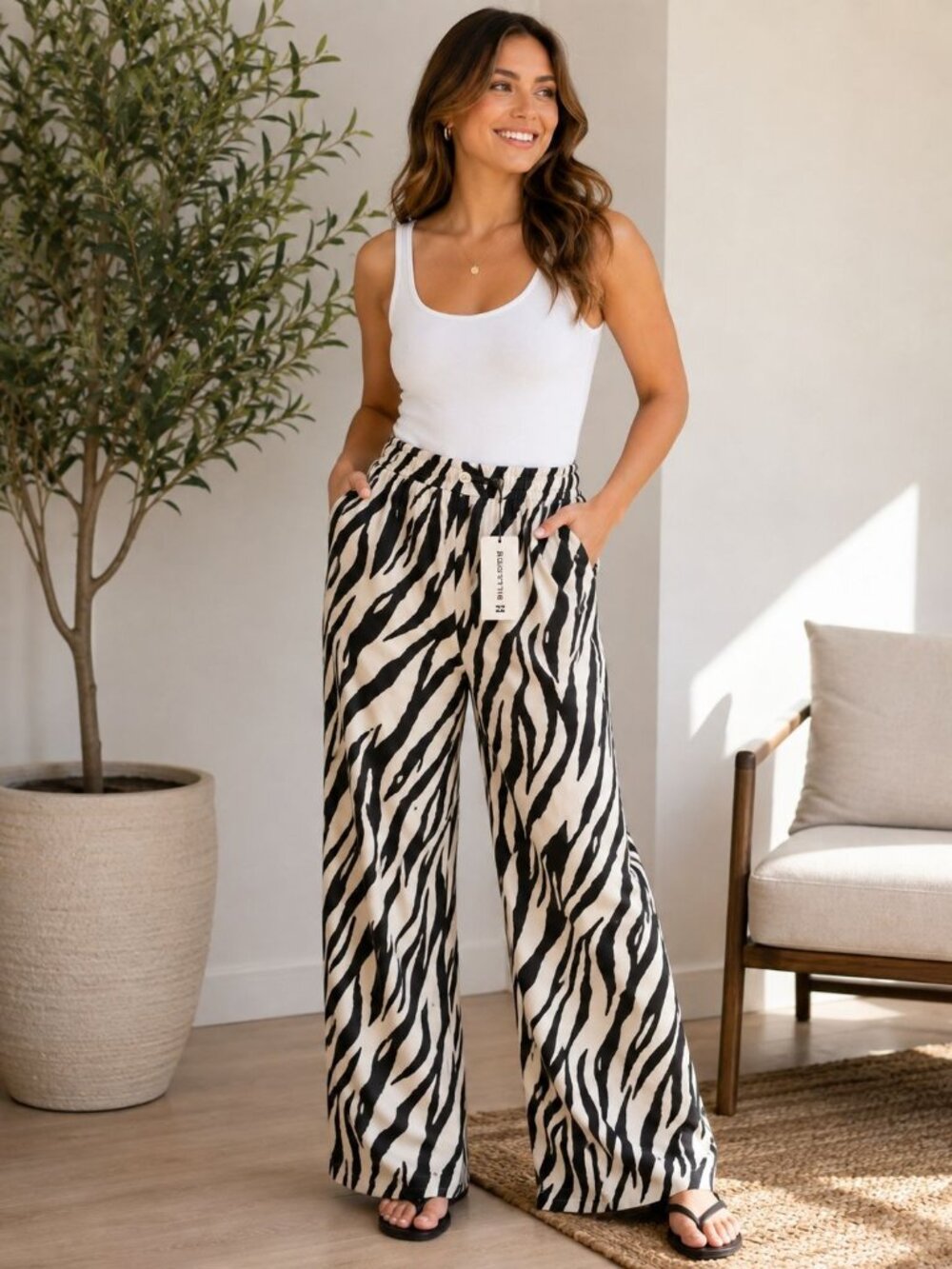 Billabong Womens Black Cream Zebra Print Elastic Waist Wide-Leg Pants M NWT Cott